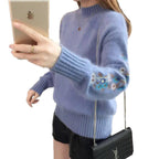 Floral | Gruby Sweter z Dzianiny Kaszmirowej z Kwiatowym Haftem